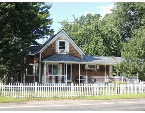 521 E Main St, Chicopee, MA 01020 photo 2