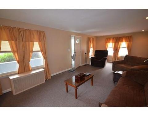 71 Providence St, Chicopee, MA 01020 photo 3