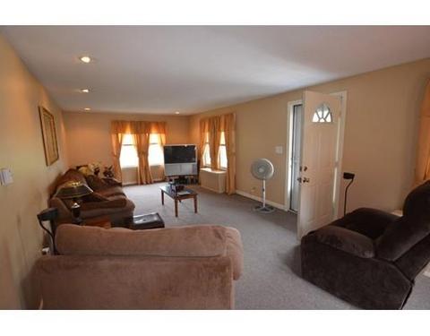 71 Providence St, Chicopee, MA 01020 photo 2