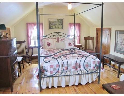 2 Otsego Rd, Worcester, MA 01609 photo 28