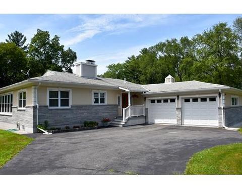 1204 School St, Webster, MA 01570 photo 1