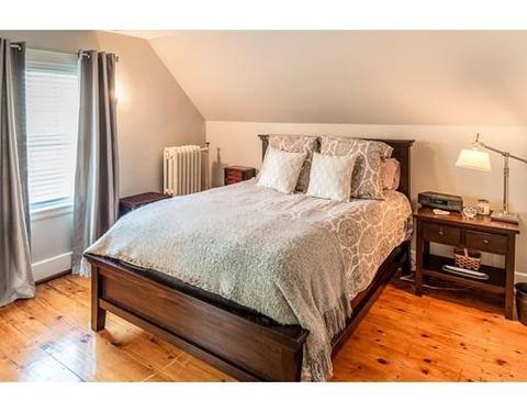 20 Summer St, Marblehead, MA 01945 photo 10