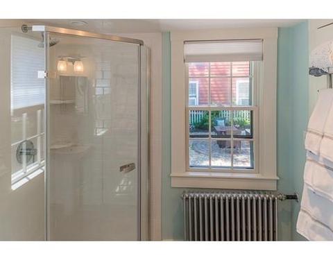 20 Summer St, Marblehead, MA 01945 photo 16