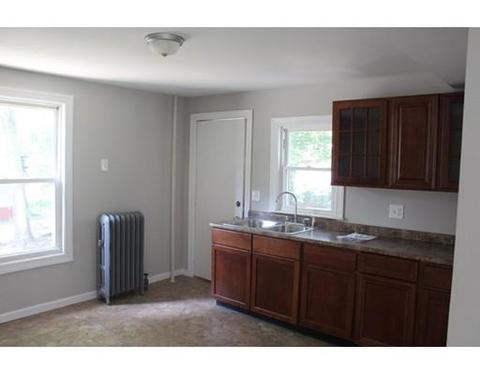 25 Cambridge St, Springfield, MA 01109 photo 4