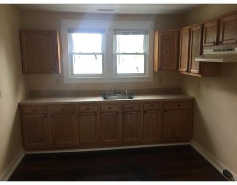 41 Edgemont St, Springfield, MA 01109 photo 9