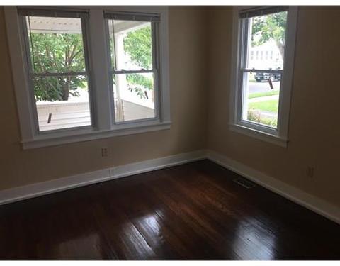 41 Edgemont St, Springfield, MA 01109 photo 6