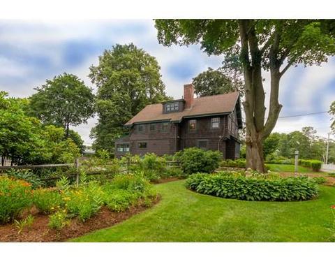 20 Copeland Ave, Reading, MA 01867 photo 2