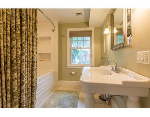20 Copeland Ave, Reading, MA 01867 photo 18