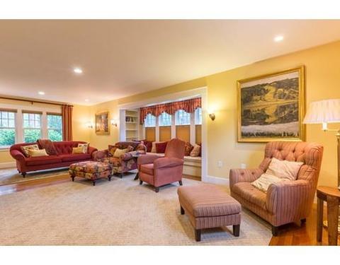 20 Copeland Ave, Reading, MA 01867 photo 6