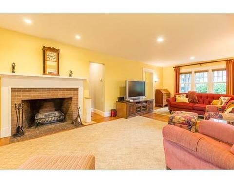 20 Copeland Ave, Reading, MA 01867 photo 7