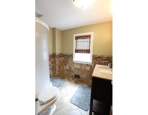 542 Ridge, Fall River, MA 02724 photo 3