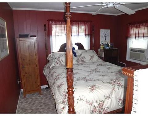 249 Nash St, Springfield, MA 01129 photo 16
