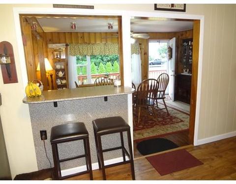 249 Nash St, Springfield, MA 01129 photo 5