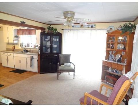 249 Nash St, Springfield, MA 01129 photo 8