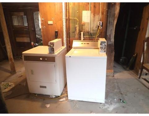 94 Snell St, Fall River, MA 02721 photo 3