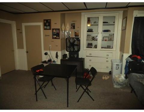 94 Snell St, Fall River, MA 02721 photo 6