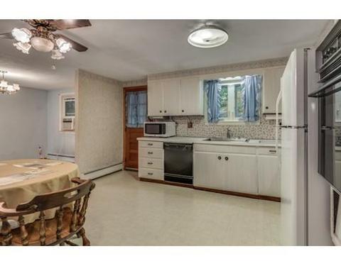 292 Main St, Saugus, MA 01906 photo 17