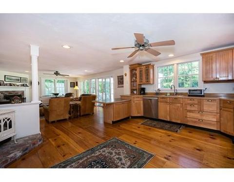 37 Spring St, Marshfield, MA 02050 photo 9