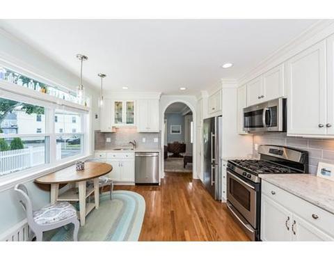 21 Ames St, Beverly, MA 01915 photo 7