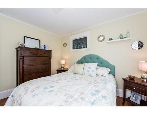 21 Ames St, Beverly, MA 01915 photo 10