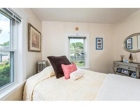 21 Ames St, Beverly, MA 01915 photo 12