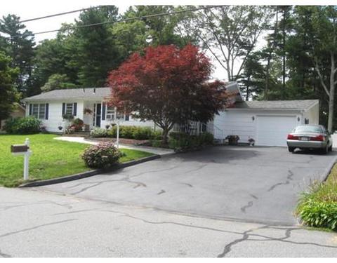 30 Burt St, Acushnet, MA 02743 photo 3
