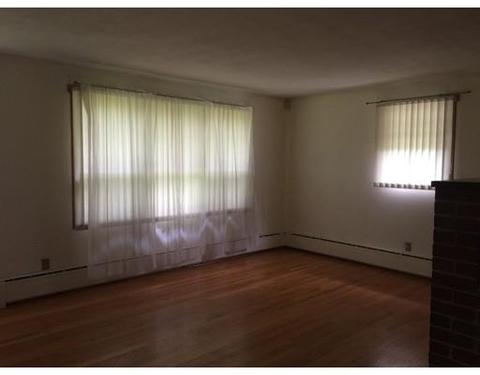 17 Keyes Rd, Holyoke, MA 01040 photo 10