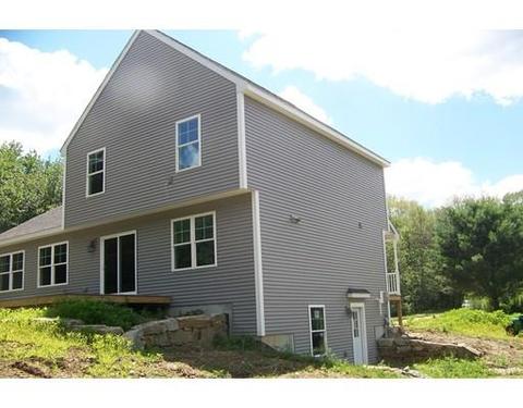 24 Perry St, Douglas, MA 01516 photo 4