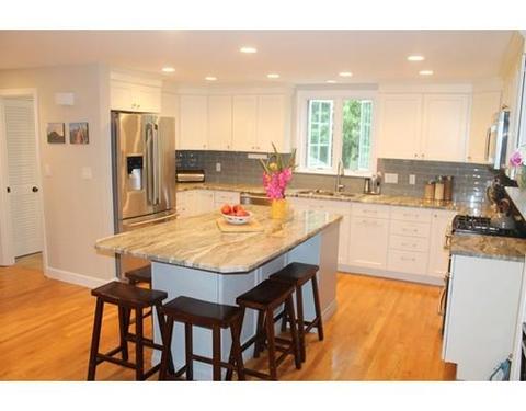 7 Paradise Rd, Beverly, MA 01915 photo 2