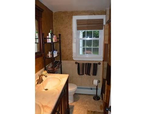 533 Maple St, Danvers, MA 01923 photo 11