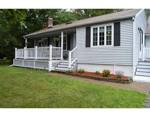 533 Maple St, Danvers, MA 01923 photo 2