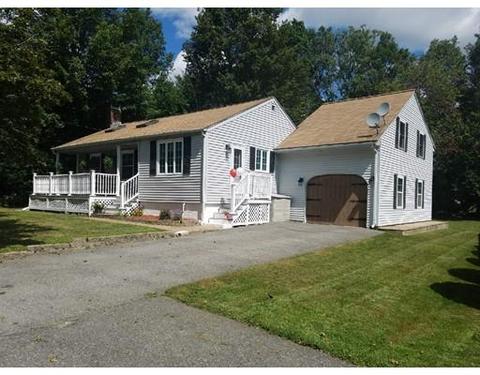 533 Maple St, Danvers, MA 01923 photo 1