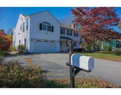 14 Richard St, Hampton, NH 03842 photo 2