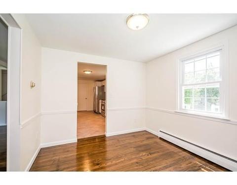 14 Richard St, Hampton, NH 03842 photo 10
