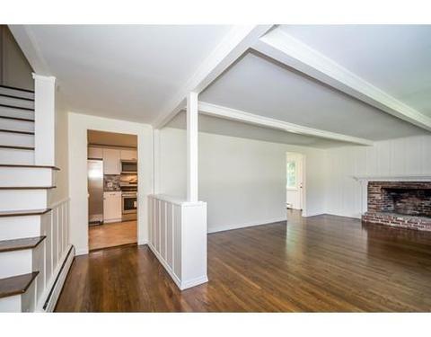 14 Richard St, Hampton, NH 03842 photo 5