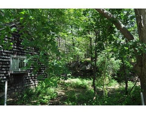 27 Concord St, Gloucester, MA 01930 photo 2