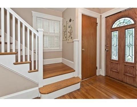 39 Vine St, Reading, MA 01867 photo 4