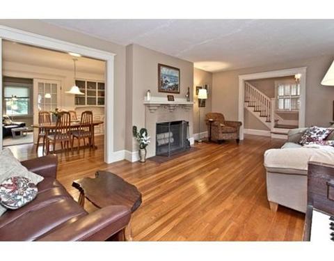 39 Vine St, Reading, MA 01867 photo 8