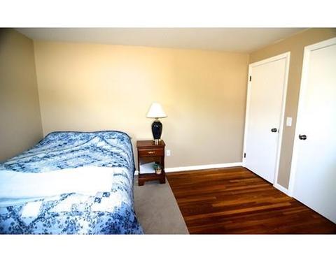 40 Sunset Dr, Chicopee, MA 01020 photo 20