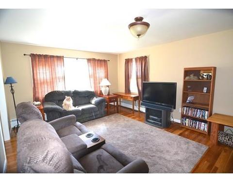 40 Sunset Dr, Chicopee, MA 01020 photo 12