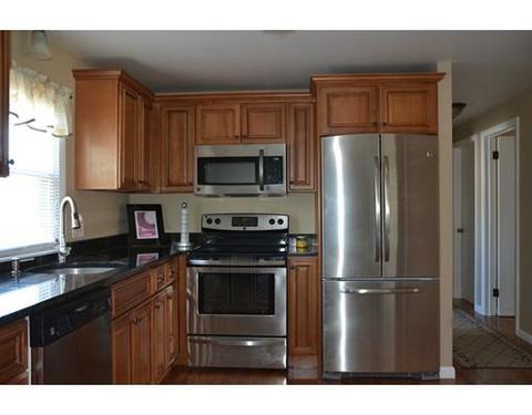 40 Sunset Dr, Chicopee, MA 01020 photo 7