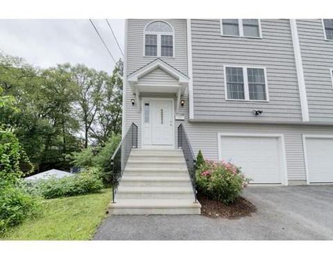 19 Angelo St, Worcester, MA 01604 photo 4