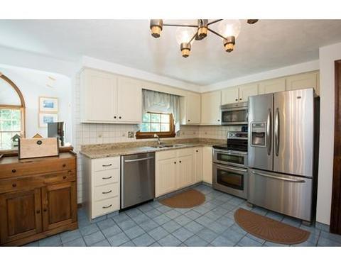 132 Spring St, Stoneham, MA 02180 photo 15