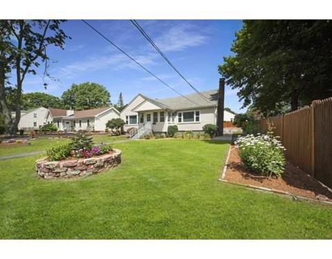 5 N Border Rd, Stoneham, MA 02180 photo 2