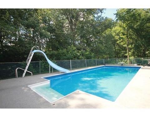 54 Queensbury Dr, Springfield, MA 01129 photo 18
