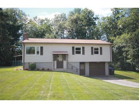 54 Queensbury Dr, Springfield, MA 01129 photo 2
