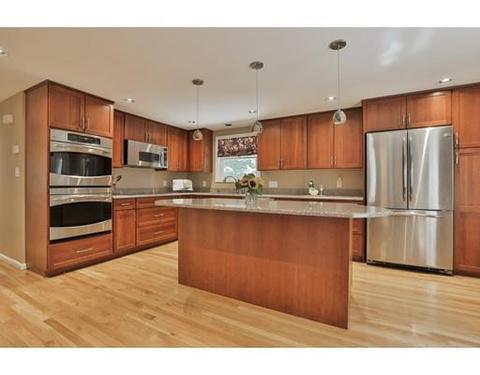 61 Altamount Ave, Saugus, MA 01906 photo 5