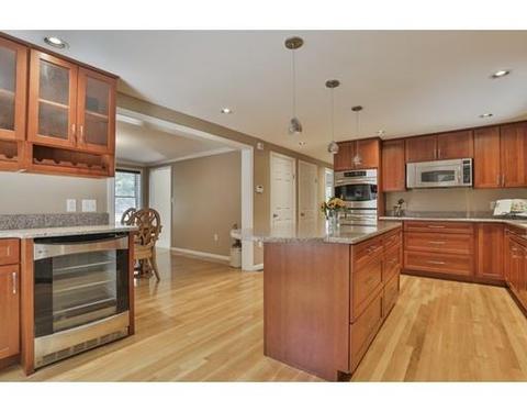 61 Altamount Ave, Saugus, MA 01906 photo 7