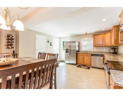 24 School St, Georgetown, MA 01833 photo 4
