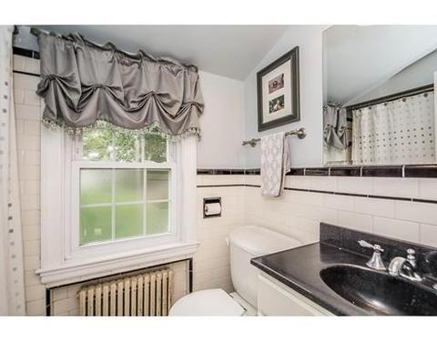 10 Grand St, Reading, MA 01867 photo 15